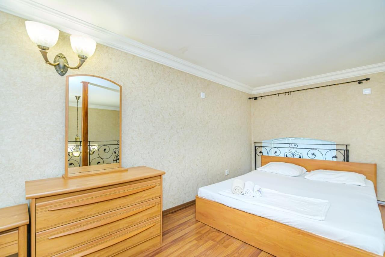 Nizami Street 2 Room Luxe House Bakü Dış mekan fotoğraf